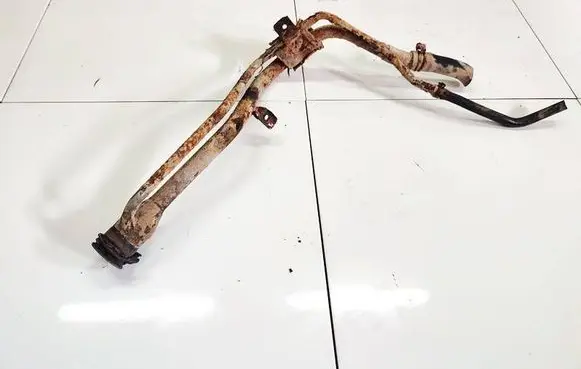 Mazda 5 Fuel tank filler neck pipe 