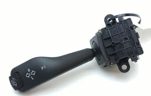 BMW Z4 E85 E86 Indicator stalk 8363668 0110401025