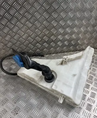 Audi Q7 4M Windshield washer fluid reservoir/tank 4M0955453C