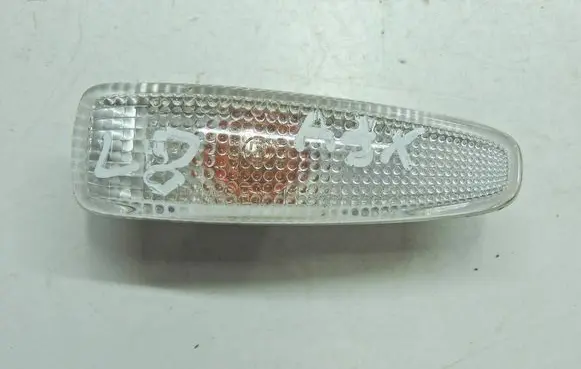 Mitsubishi ASX Front fender indicator light