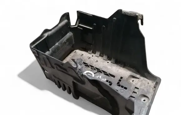 Battery box tray