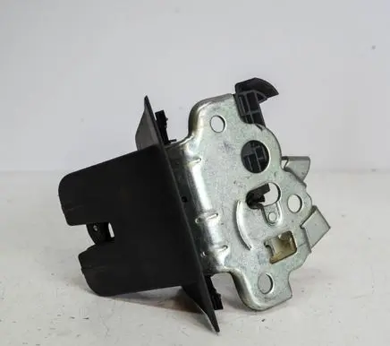 Audi Q3 8U Tailgate/trunk/boot lock/catch/latch 8U0827520