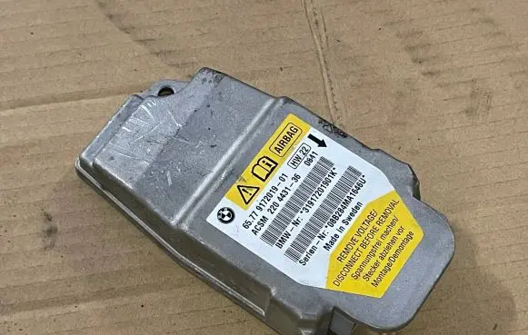 BMW 5 E60 E61 Airbag control unit/module 9172019 220443136 31917201901K