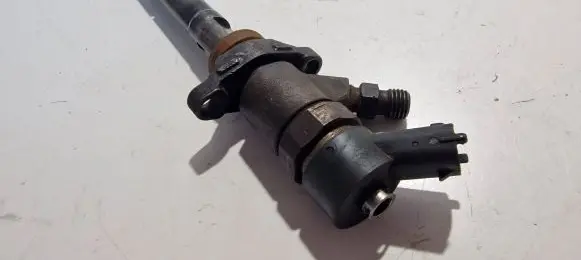 Ford Focus Fuel injector 0445110188