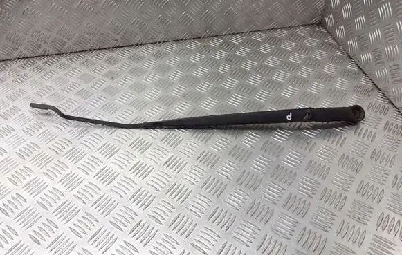 Nissan Primera Front wiper blade arm 80008637