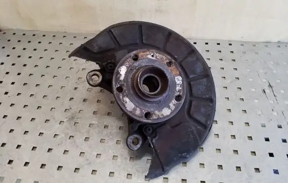 Skoda Superb B6 (3T) Front wheel hub