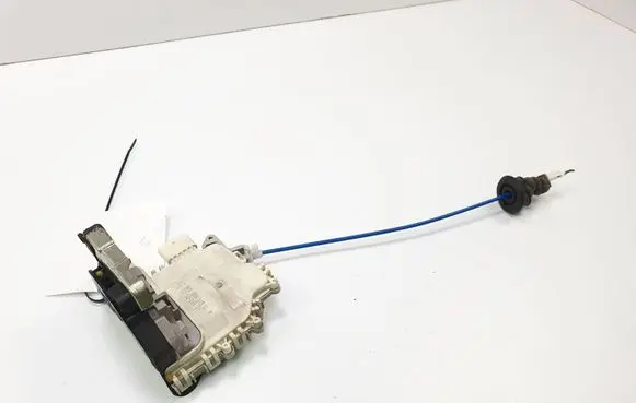 Audi A8 S8 D4 4H Rear door lock 8K0839015C