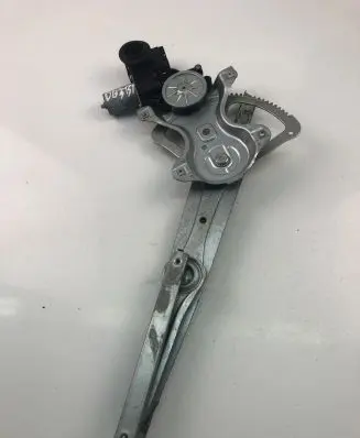 Toyota C-HR I Front door window regulator motor 85720F4010