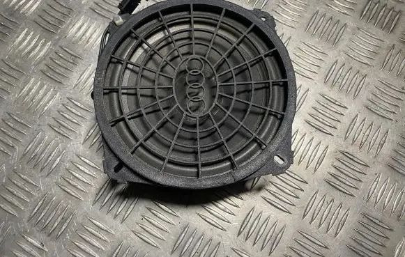 Audi A4 S4 B7 8E 8H Front door speaker 4910140288 38395 31006127