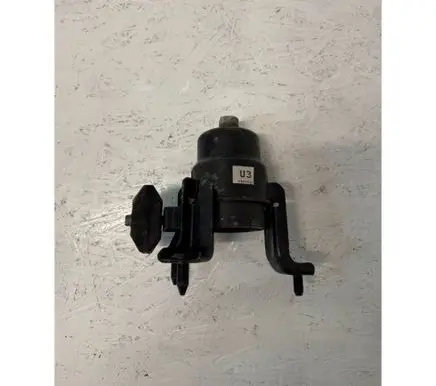 Toyota RAV 4 (XA50) Engine mount bracket K9010525