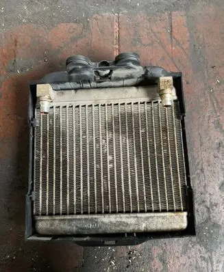 BMW 7 F01 F02 F03 F04 Engine oil radiator 7572542