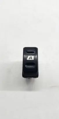 Citroen Xsara Picasso Electric window control switch 22681
