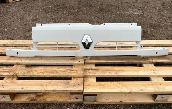 Renault Master II Front grill 7700352125