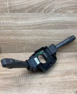 Volvo S60 Wiper turn signal indicator stalk/switch 8666597 30773051