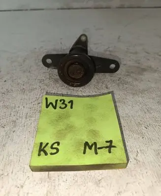 Renault Megane I Tailgate/trunk/boot lock/catch/latch 04676575
