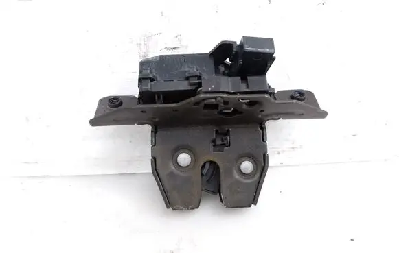 Opel Zafira C Tailgate/trunk/boot lock/catch/latch 13587646