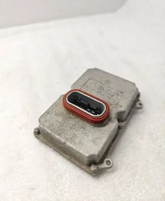 Mercedes-Benz E W211 Headlight ballast module Xenon 5DF00827900 A0028202426