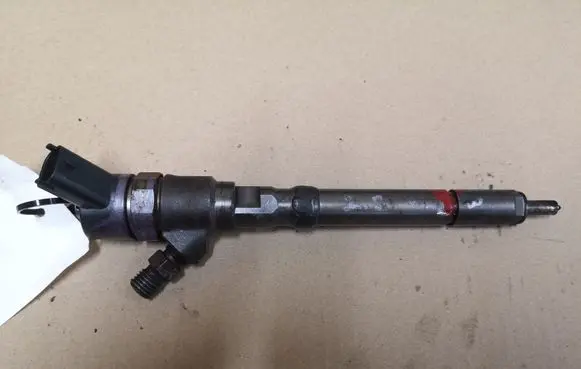 KIA Carens I Fuel injector 0445110064