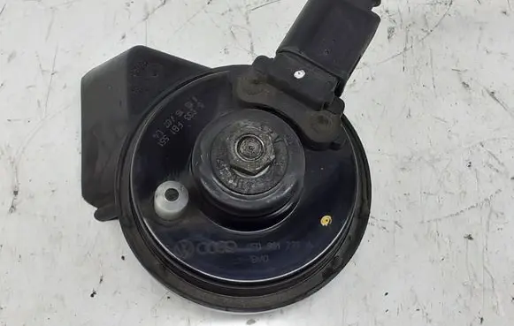 Audi A6 S6 C6 4F Horn signal 4F0951221A