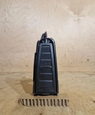 Rear air vent grill