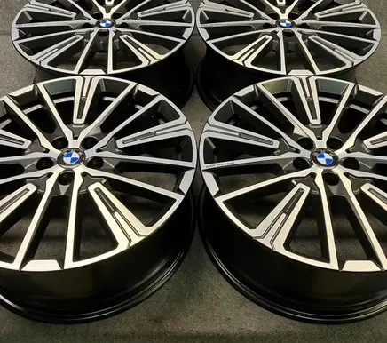 BMW X1 U11 R20 alloy rim 6898042
