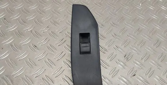 Toyota Verso Electric window control switch 742310F040