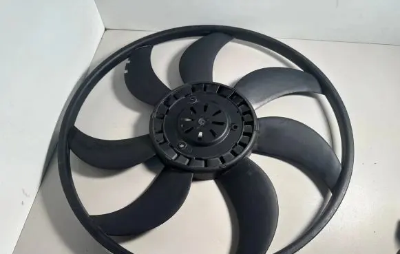BMW X3 F25 Fan impeller 931264101