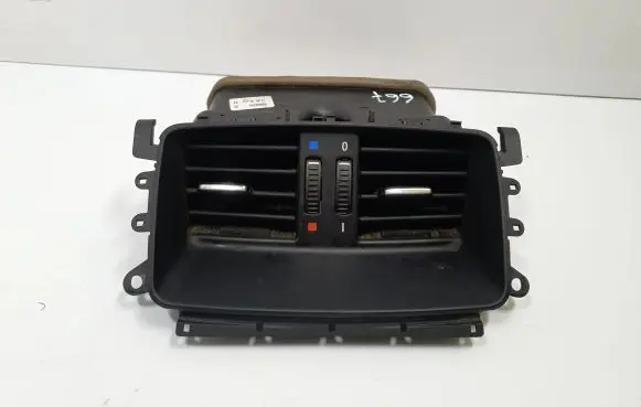 BMW 3 E92 E93 Rear air vent grill 9131842 64229131842 7129556