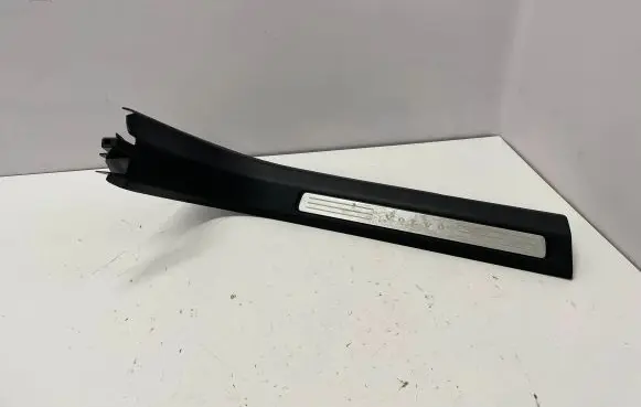 Volvo XC60 Front sill trim cover 3144801