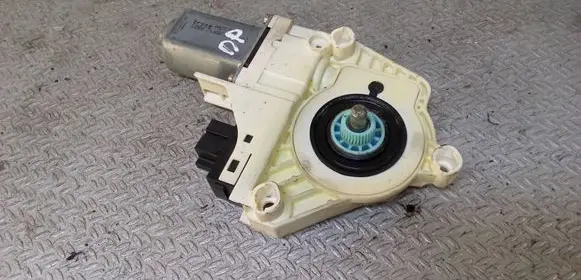 Audi A6 S6 C6 4F Front door window regulator motor 4F0959802B
