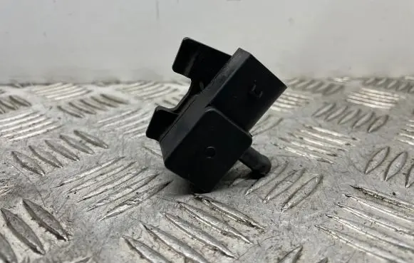 BMW 7 F01 F02 F03 F04 Exhaust gas pressure sensor 7805152