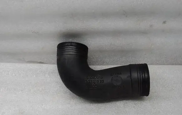 Volvo V70 Air intake duct part 30751920