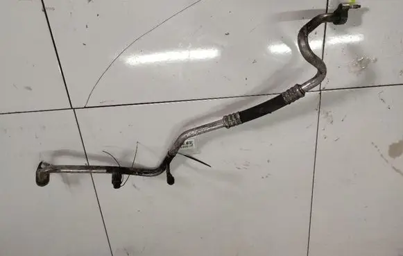 Air conditioning (A/C) pipe/hose