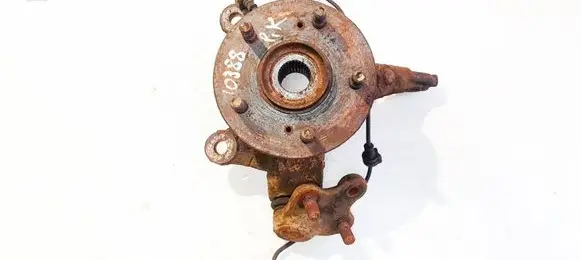 Front wheel hub