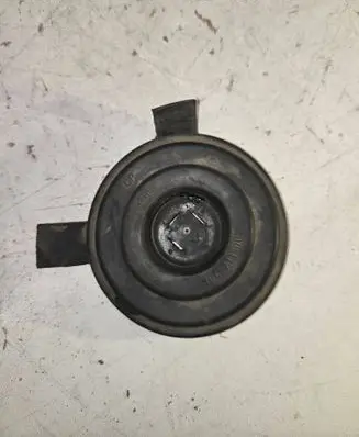 Headlight/headlamp dust cover