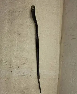 Audi A8 S8 D2 4D Front wiper blade arm 4D1955408K