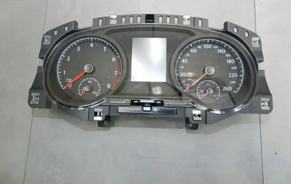 Volkswagen Golf VII Speedometer (instrument cluster) 5G1920640A