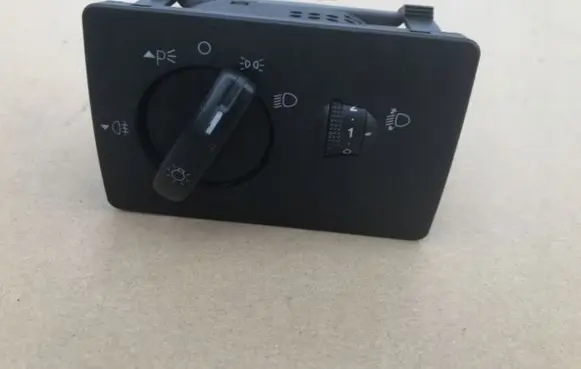 Ford Focus C-MAX Light switch 7M5T13A024EA