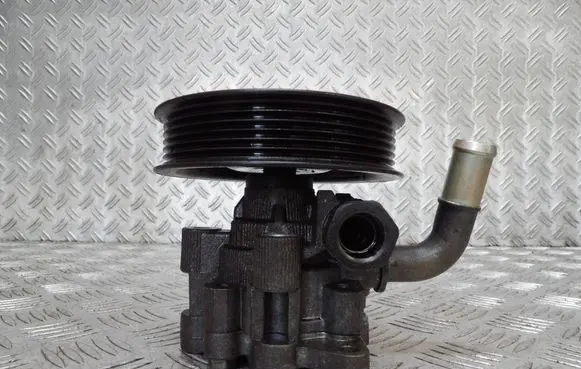 Jeep Grand Cherokee (WK) Power steering pump 53013677AB