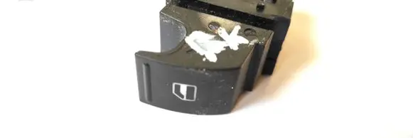 Volkswagen PASSAT B7 Electric window control switch