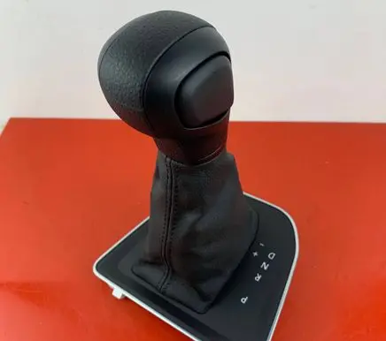 Volkswagen Crafter Gear lever shifter trim leather/knob 7C1713203C