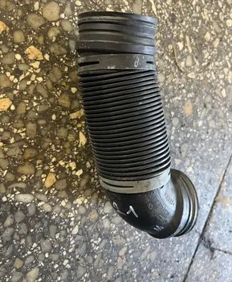Volkswagen Golf V Intercooler hose/pipe