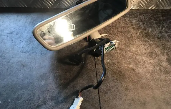 Mercedes-Benz CLS C219 Rear view mirror (interior) A2118104017