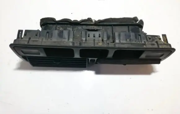 Volkswagen Golf IV Dash center air vent grill 1j0819728c 1j0819736c