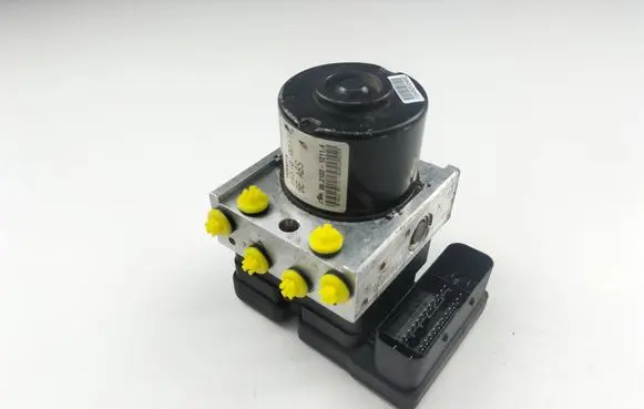 Toyota Yaris ABS Pump 445100D110 06210212114 06210956223K