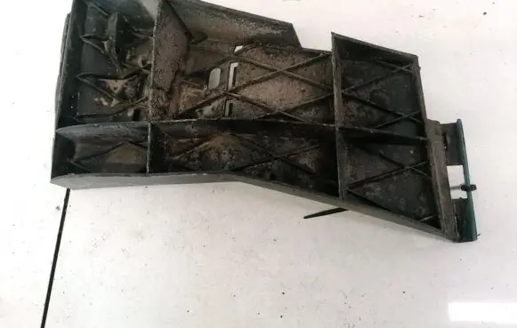 Seat Alhambra (Mk1) Front bumper mounting bracket 7M0807177C 95VW17C973AD
