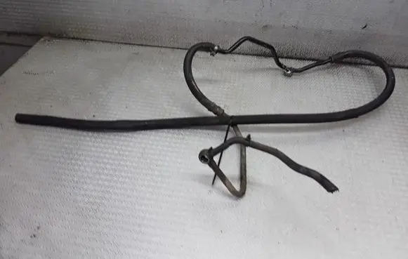 Mercedes-Benz E W210 Power steering hose/pipe/line 3082DB20