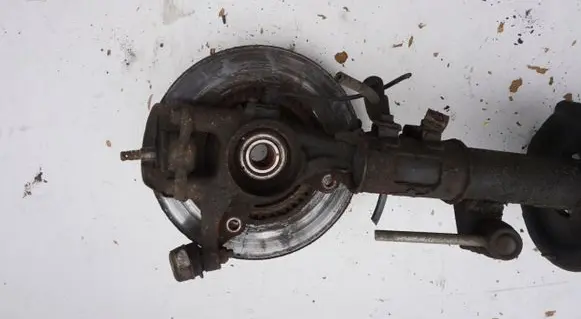 Hyundai i30 Front wheel hub spindle knuckle