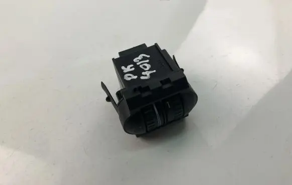 Volkswagen Golf VI Other switches/knobs/shifts 5K0941333