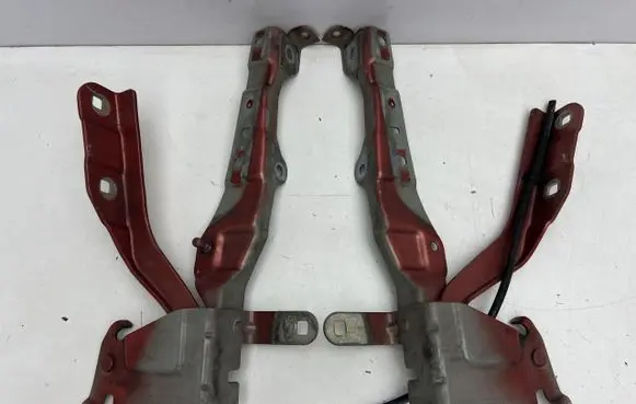 Renault Clio IV Engine bonnet/hood hinges 641345024R